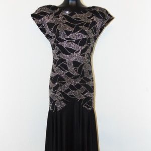 Vintage 1980s Black & Silver Sparkly design dress